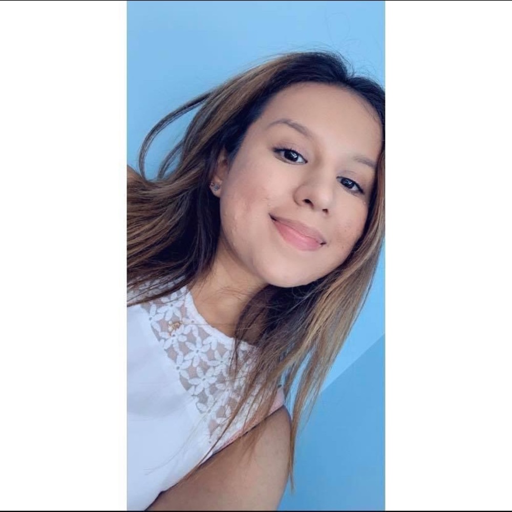 Meet your Posher, Alondra